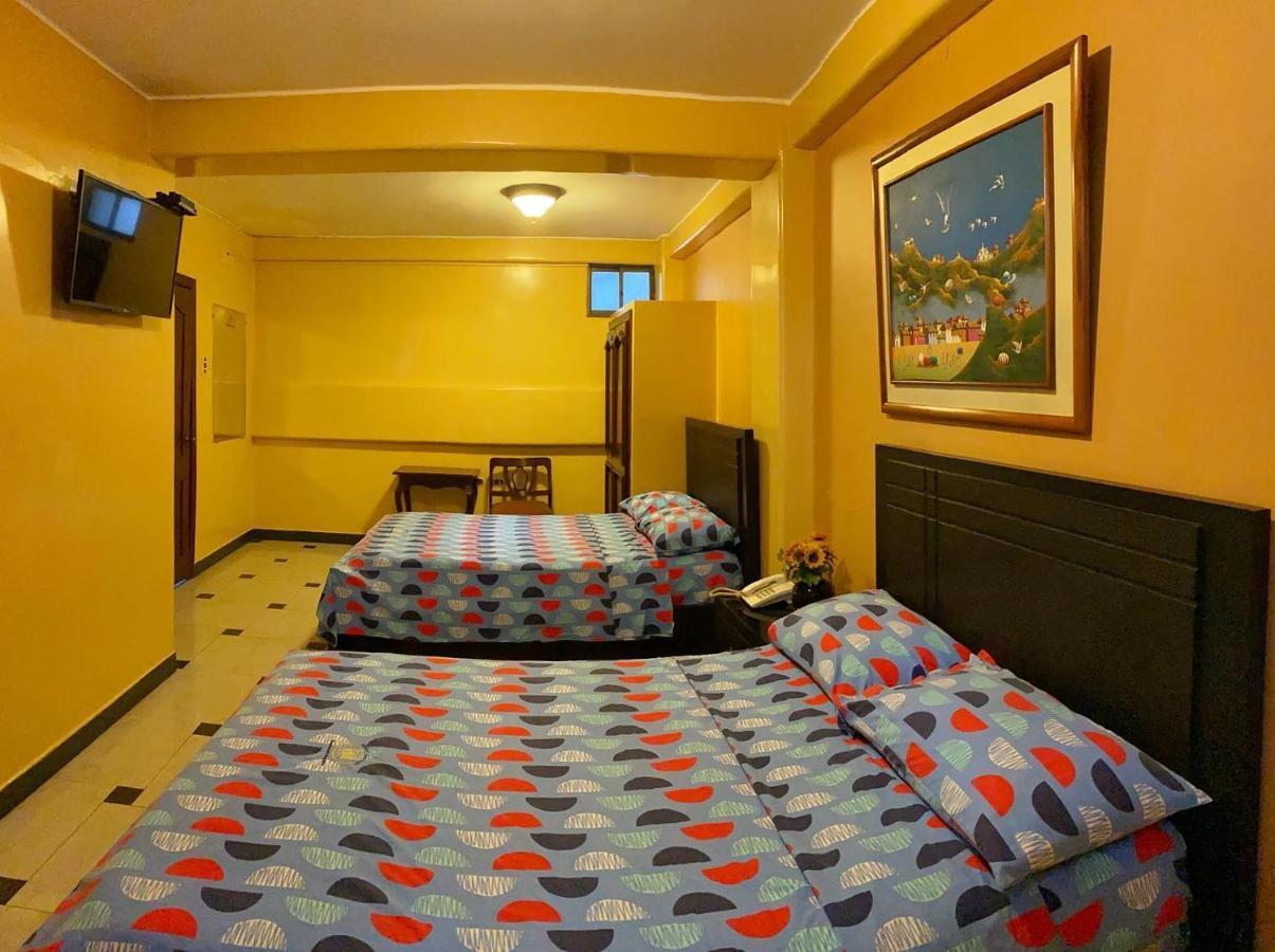 Hostal Montesa Guayaquil Exterior photo